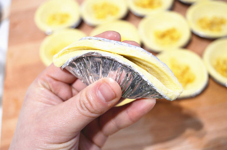 简易版香蕉酥步骤6