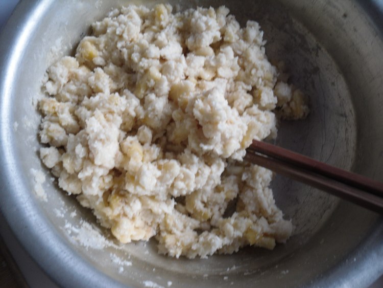 香蕉椰蓉球步骤6