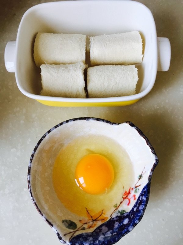 吐司香蕉卷步骤6
