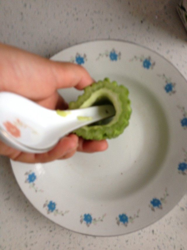 苦瓜甜品步骤2
