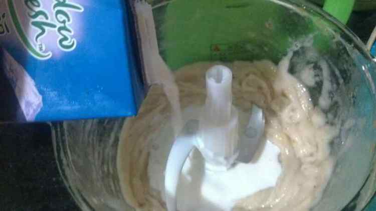 [手工美食]面包机版牛步骤3