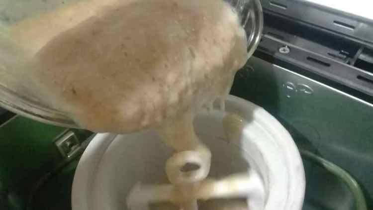 [手工美食]面包机版牛步骤6