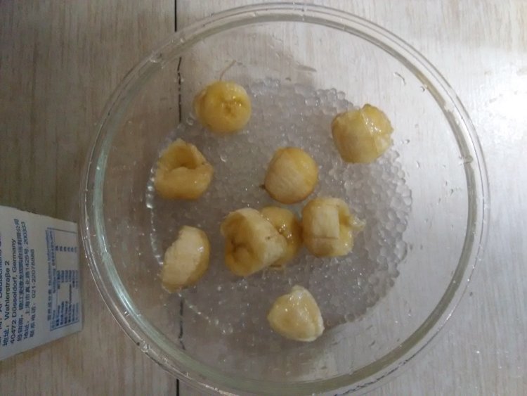 香蕉西米露步骤7