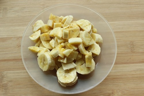【手工美食】香蕉红糖步骤2