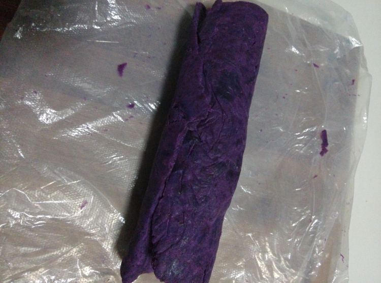 紫薯香蕉卷步骤5