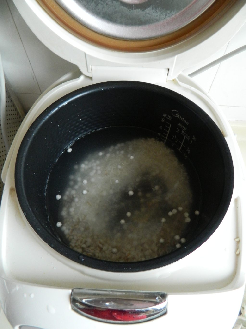 薏仁西米香蕉粥步骤2