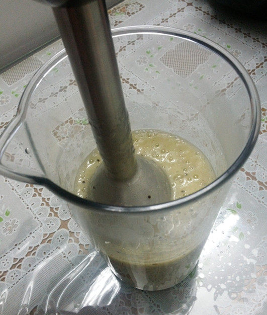 奇异果香蕉蜂蜜汁步骤7