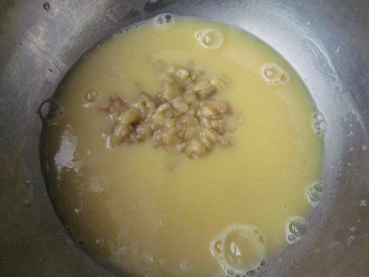 香蕉核桃马芬蛋糕步骤5