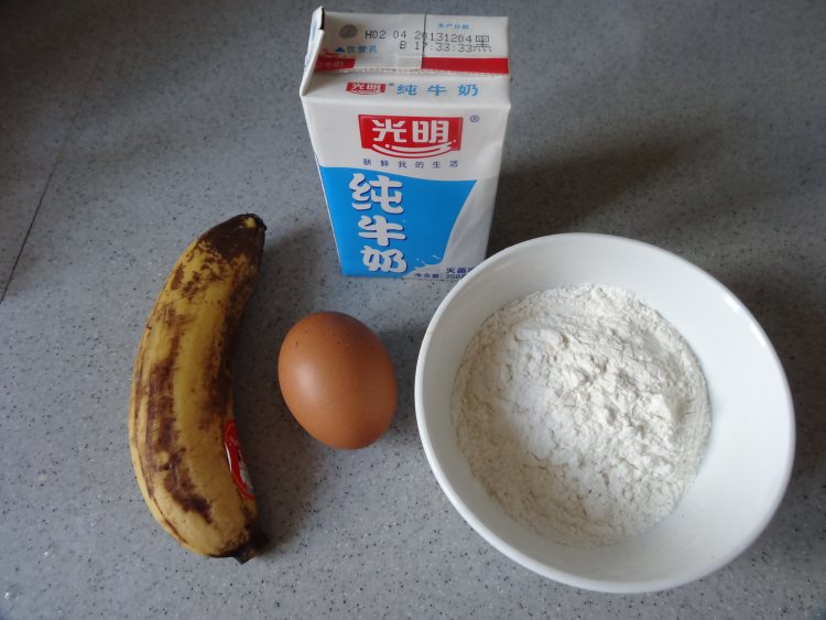 香蕉牛奶饼步骤1