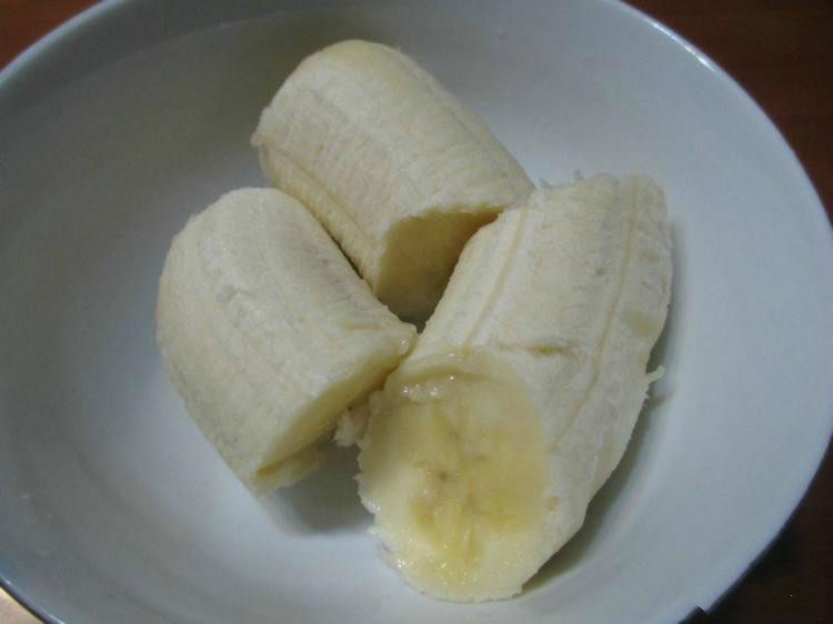 香蕉蛋羹步骤3