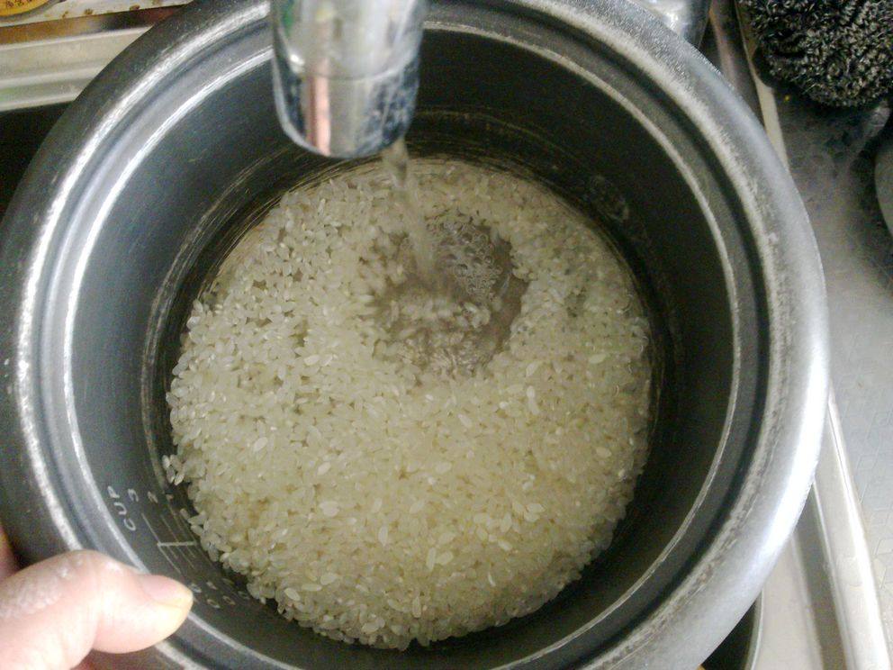 香蕉大米粥步骤2