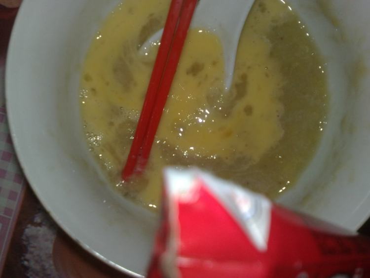 奶味香蕉蛋羹步骤5