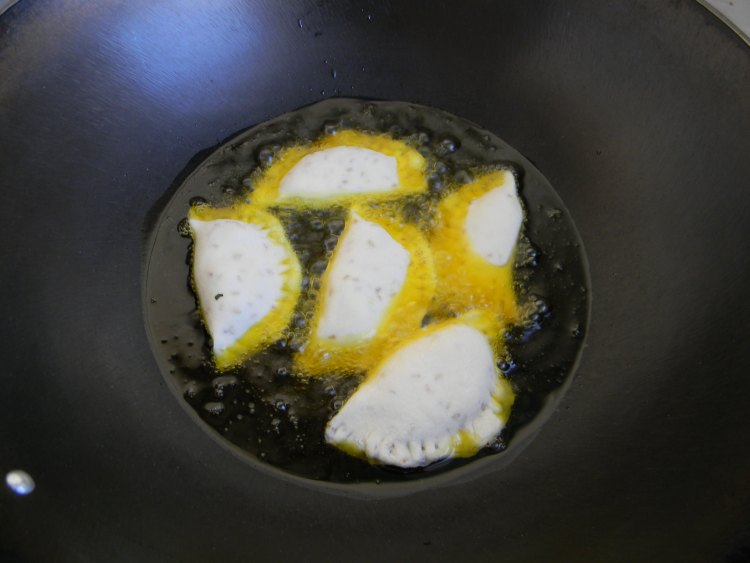 香蕉甜饺步骤8