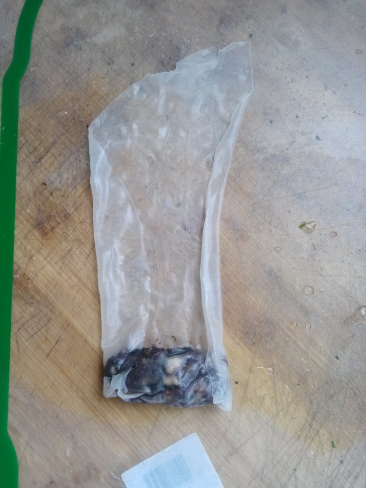 紫薯香蕉芝麻酱春卷步骤6