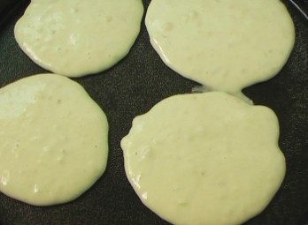 香蕉松饼-电饼铛版步骤6