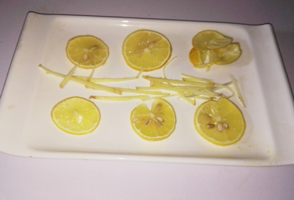 清蒸柠檬石斑鱼步骤8