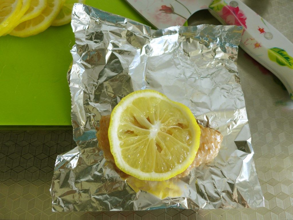 柠檬锡纸包烤鸡翅步骤5