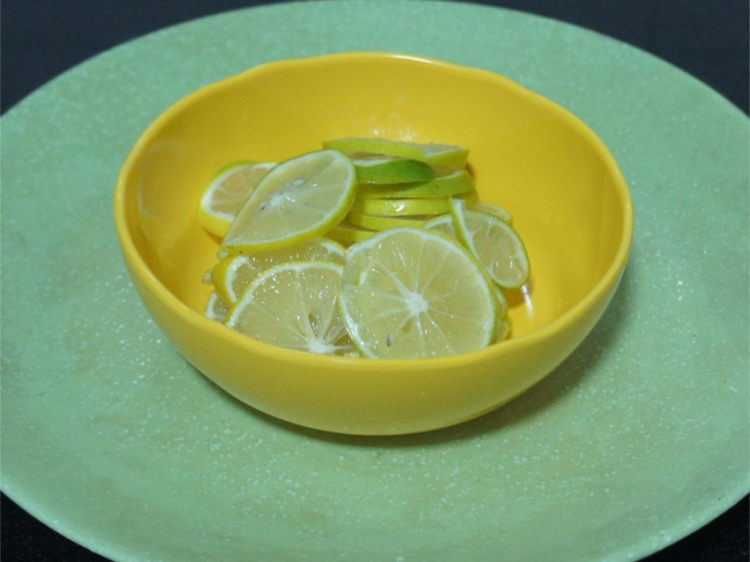 蜜渍柠檬水步骤3