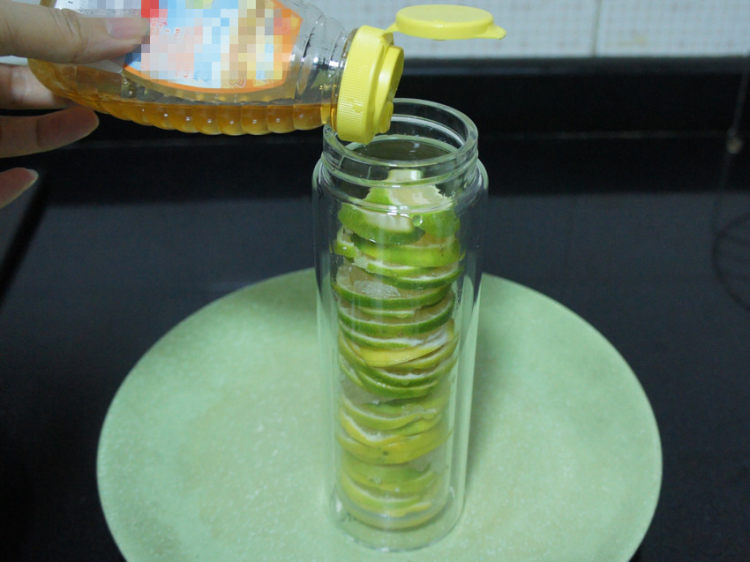 蜜渍柠檬水步骤7
