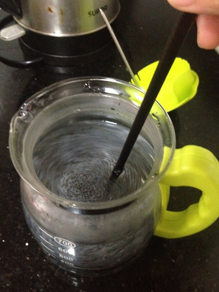 柠檬兰香子蜂蜜果茶步骤2