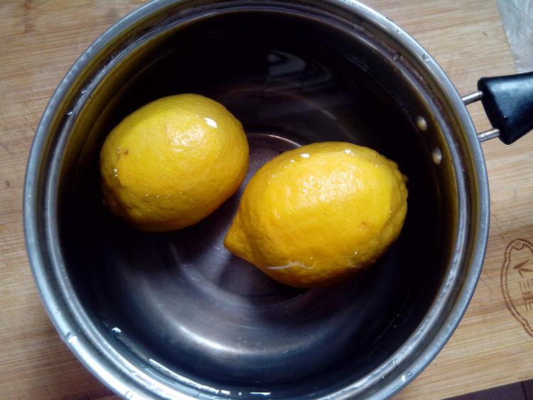 红糖蜜柠檬水步骤2