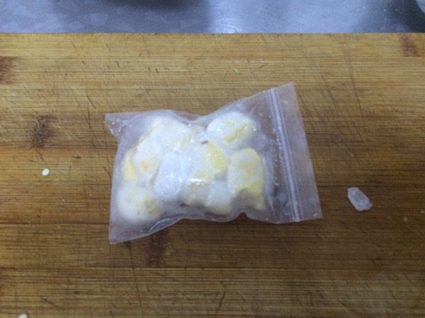 红枣酒酿木瓜汤步骤1