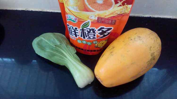 橙汁木瓜步骤1