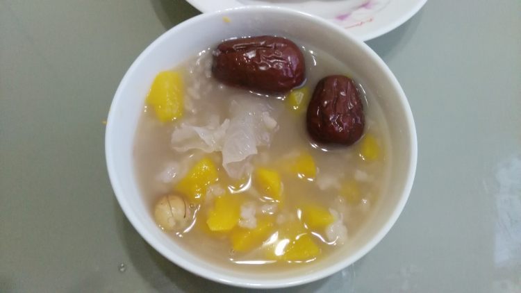 木瓜银耳粥步骤5