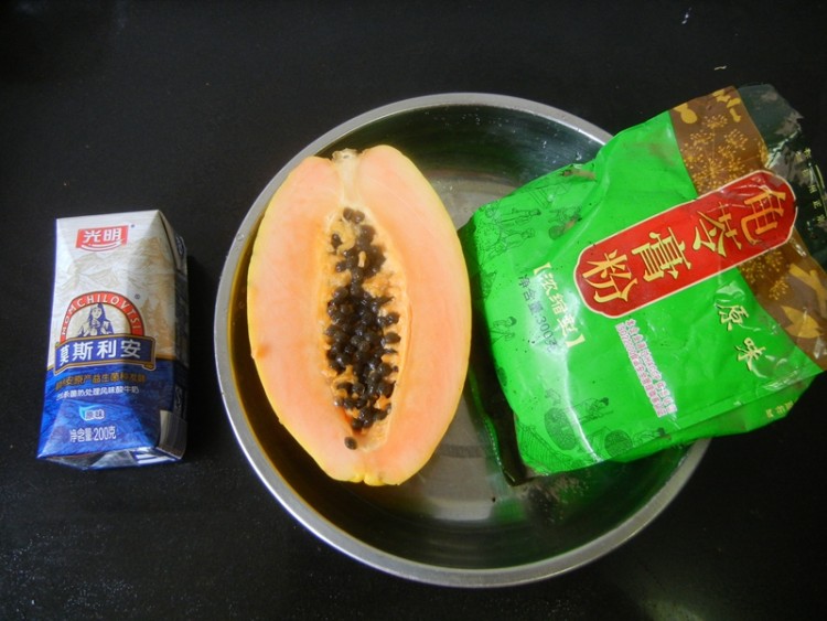 木瓜酸奶龟苓膏步骤1