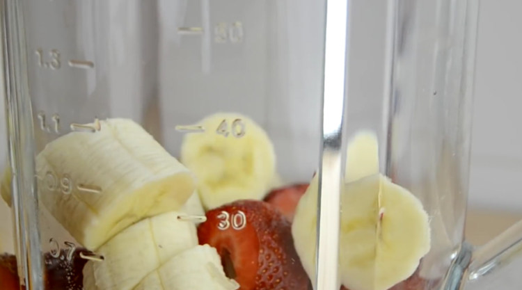 草莓控无法抗拒的饮品步骤3