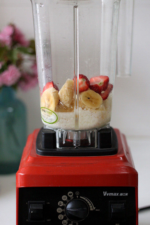 草莓酸奶造型杯步骤3