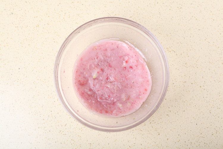 草莓小麻薯步骤6