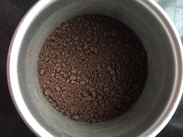 芒果草莓慕斯步骤1