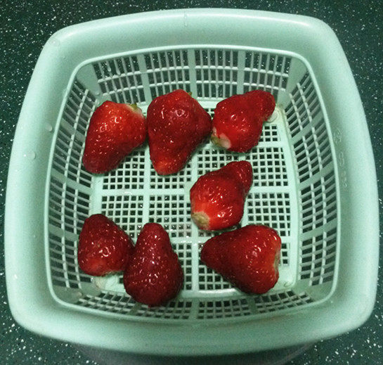 草莓颗粒老酸奶步骤13