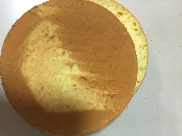 玫瑰裱花蛋糕步骤1