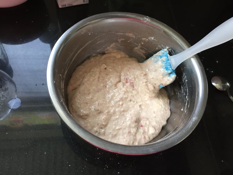 草莓核桃蛋糕步骤7
