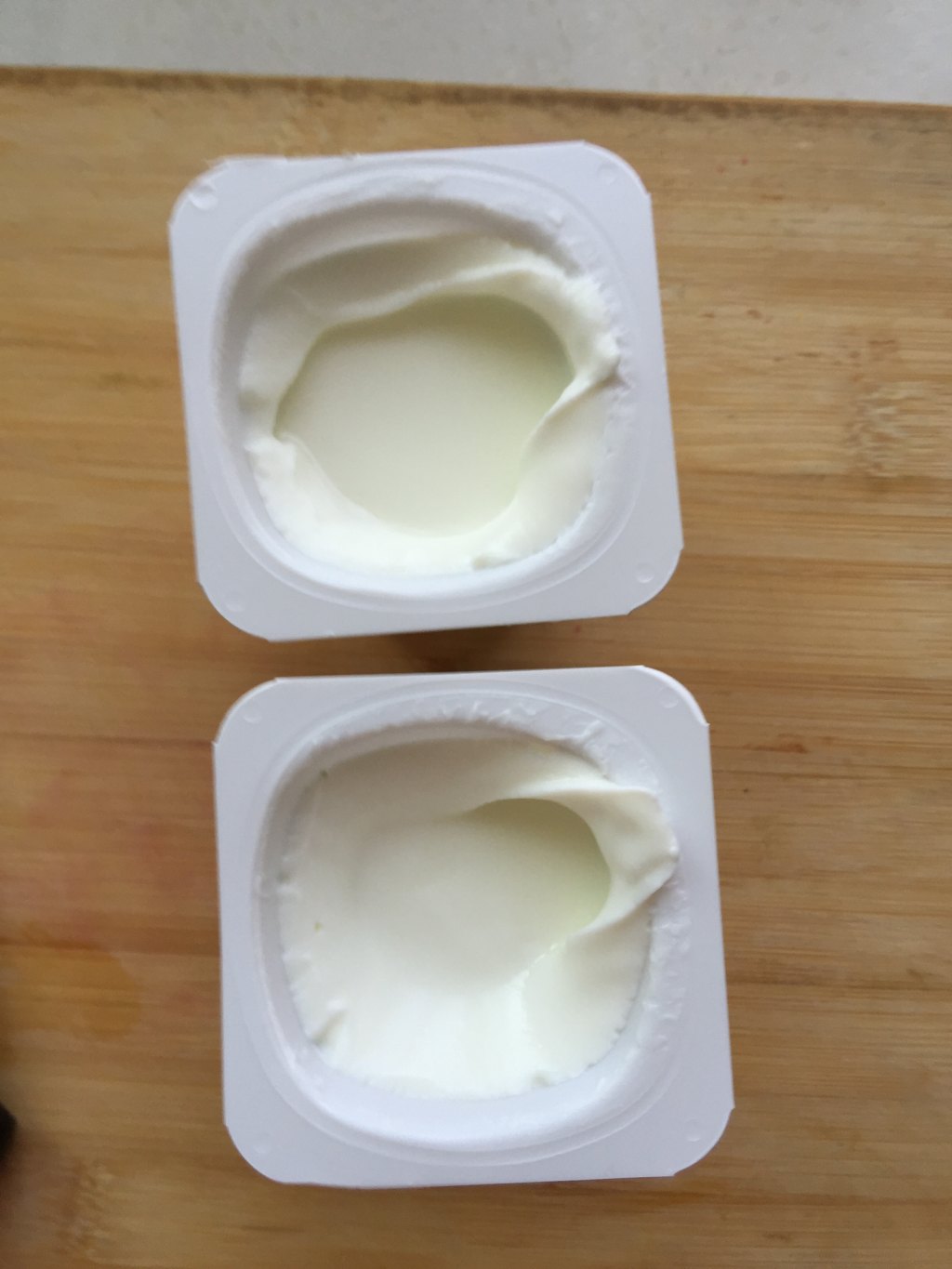 草莓酸奶昔步骤2