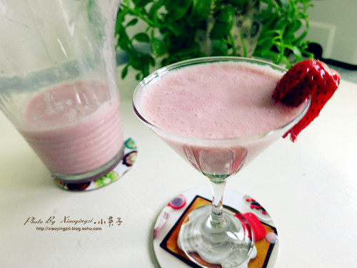 草莓奶汁步骤7
