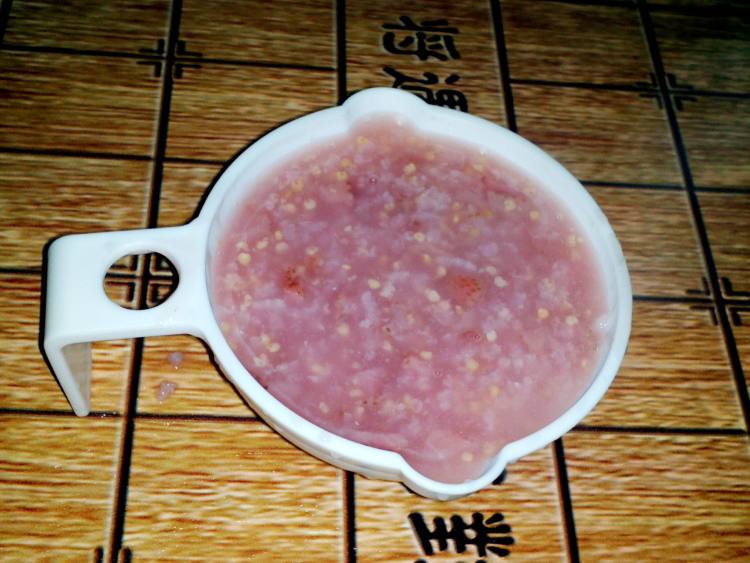 草莓小米粥步骤7