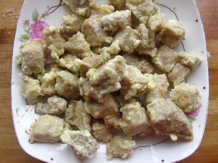 草莓咕噜肉步骤6