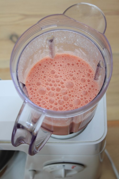 草莓思慕雪Smoothie步骤4