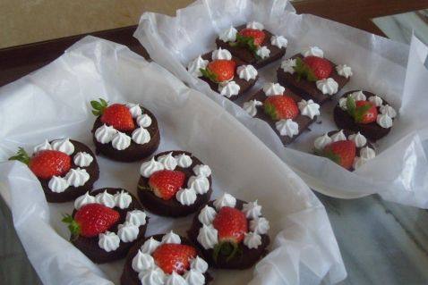 蔓越莓巧克力草莓蛋糕步骤5