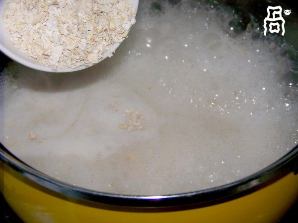 草莓燕麦粥步骤4
