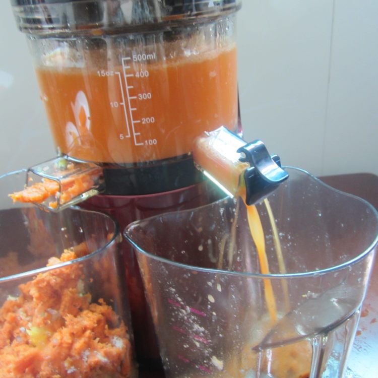 胡萝卜橙子汁步骤9