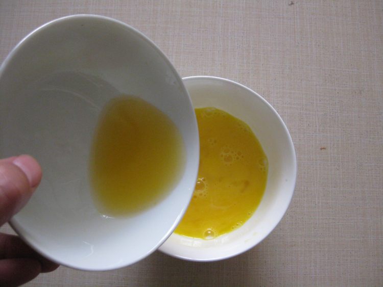 橙香鸡蛋羹步骤4