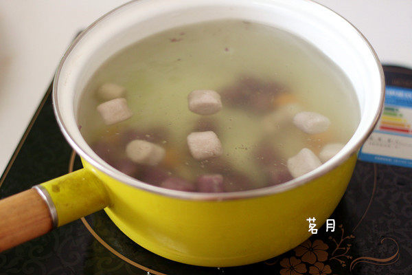 芋圆水果捞步骤1