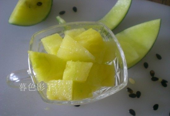 西瓜酸奶水果杯步骤6