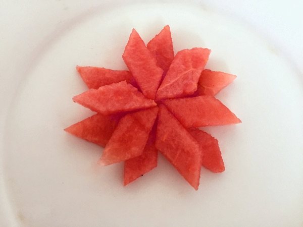 西瓜拼盘步骤3