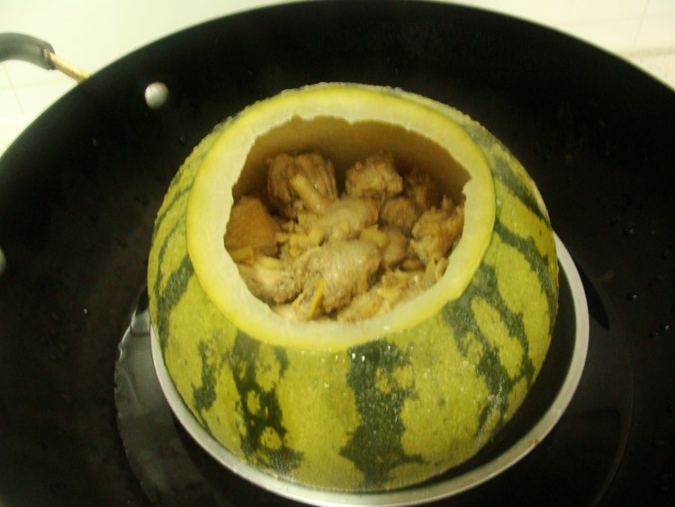 鸡肉西瓜盅步骤9
