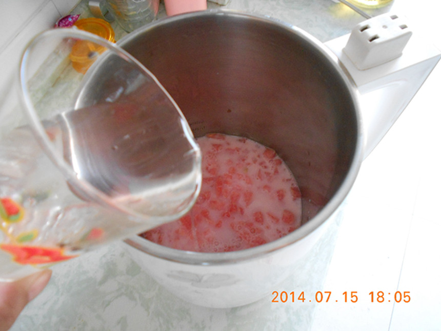 西瓜奶昔步骤5